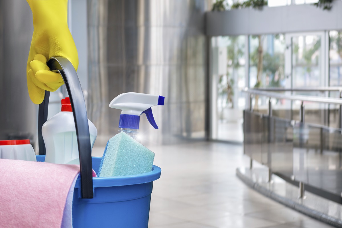 https://nextdaycleaning.com/wp-content/uploads/2020/01/Benefits-Of-Hiring-Professional-Housekeeping-Services-RESIZED.jpg