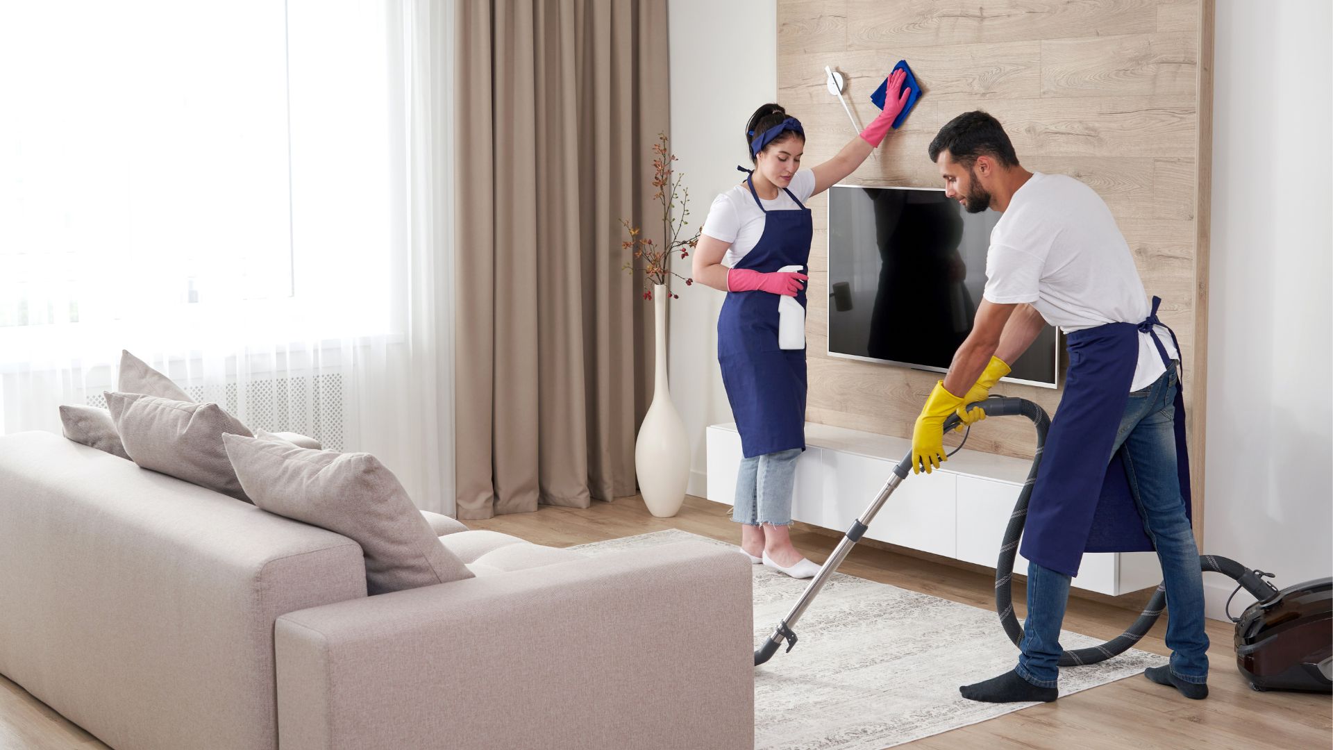 https://nextdaycleaning.com/wp-content/uploads/2023/02/Whats-the-breakdown-of-House-Cleaning-Prices.jpg